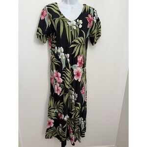 PUANANI by RJC  Hawaiian Maxi Dress Black Green Floral Size M V Neck EUC USA